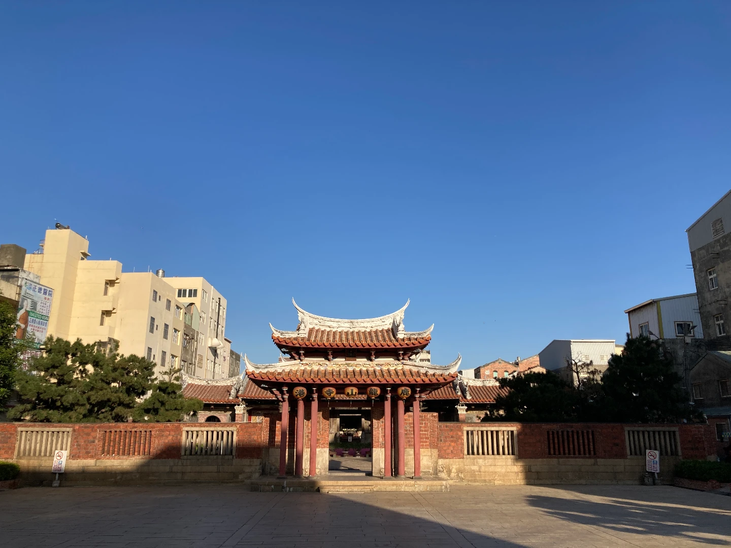 鹿港龍山寺